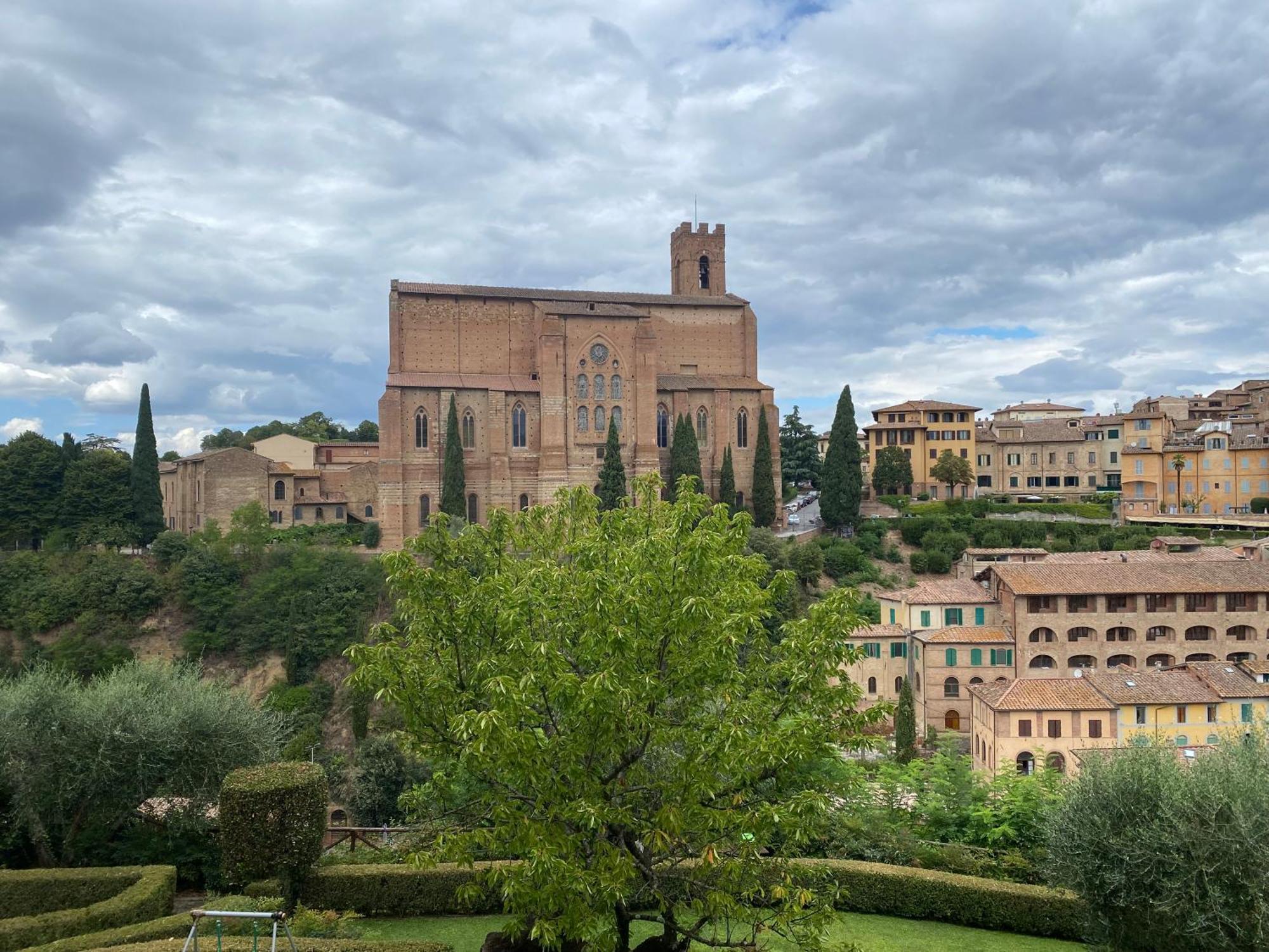 סיינה Loft Vicolo Di Vallepiatta 2 Min Piazza Del Campo Con Parcheggio מראה חיצוני תמונה