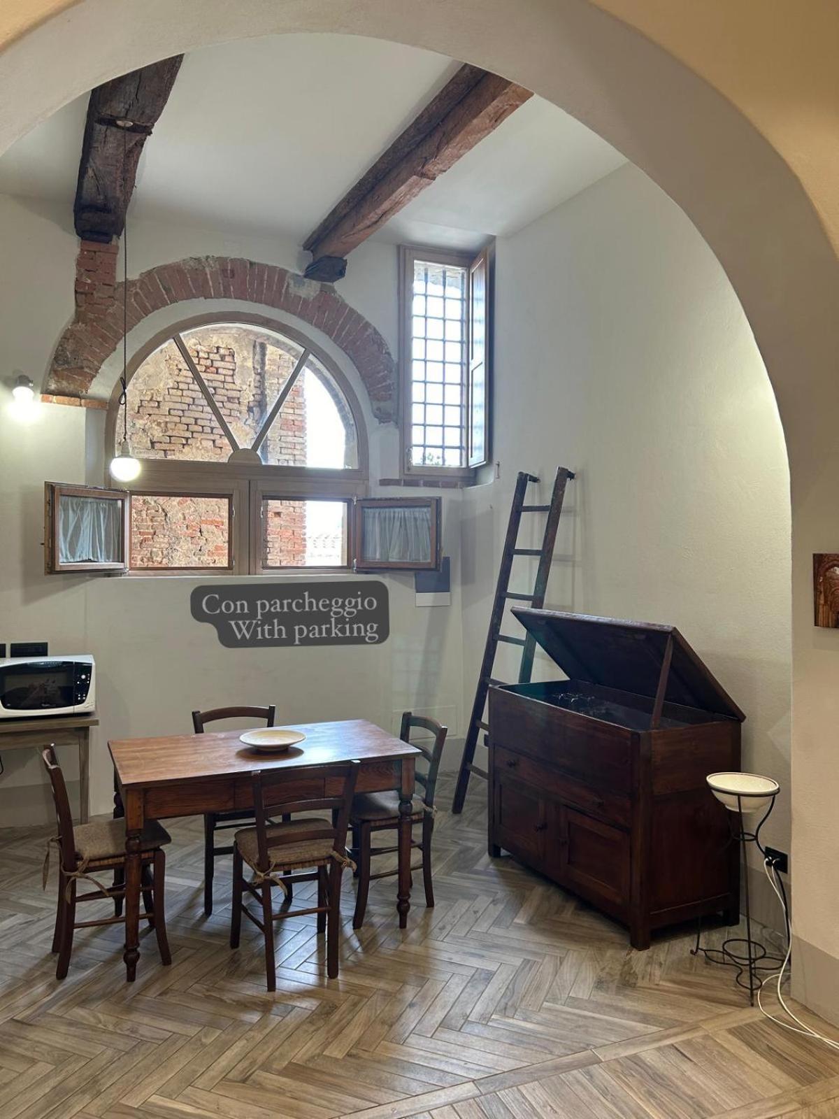 סיינה Loft Vicolo Di Vallepiatta 2 Min Piazza Del Campo Con Parcheggio מראה חיצוני תמונה